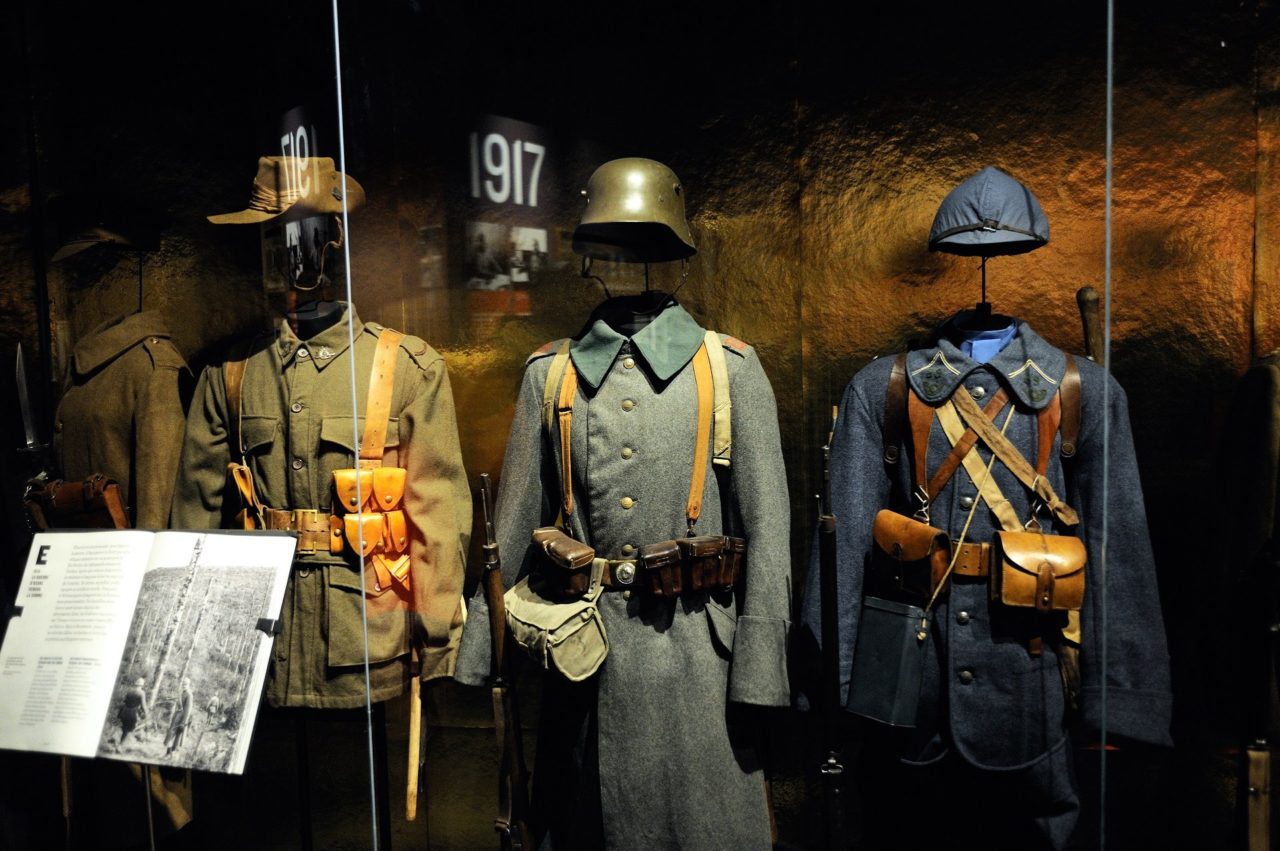 Uniformes du musée de la Grande Guerre